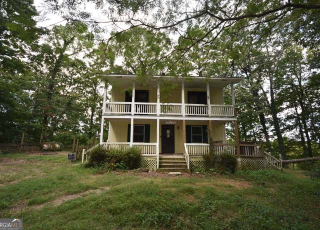 Property at 2312 Chatsworth 225 Hwy NE, Calhoun, GA 30701, 3 beds, 2 baths