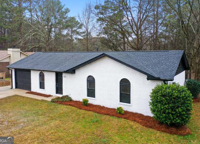 Property at 6973 Stephens Dr, Rex, GA 30273, 3 beds, 2 baths