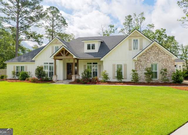 Property at 3998 Trailhead Pt, Valdosta, GA 31601, 4 beds, 4.5 baths