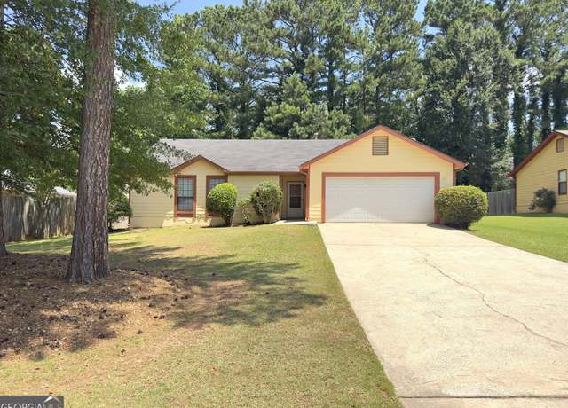 Property at 815 Darlington Dr, Jonesboro, GA 30238, 3 beds, 2 baths