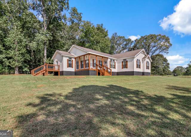 Property at 515 Cedar Dr, Nicholson, GA 30565, 4 beds, 2 baths