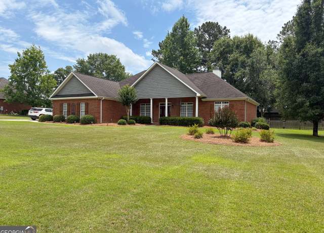 Property at 104 Red Fox Run, Dublin, GA 31021, 3 beds, 2 baths