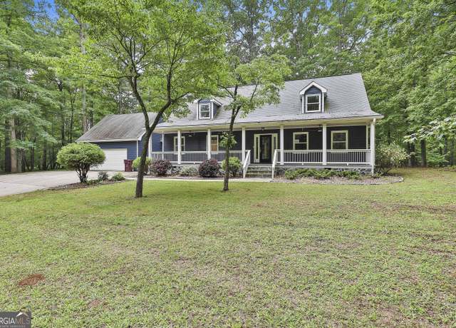 Property at 270 Carrolls Way, Fayetteville, GA 30215, 3 beds, 2.5 baths