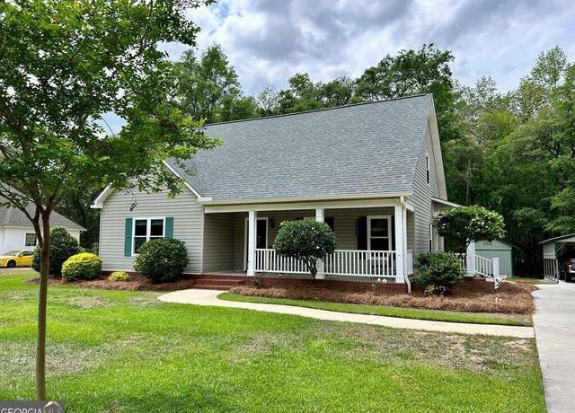 Property at 2118 Deer Run Cir, Tifton, GA 31793, 3 beds, 2.5 baths