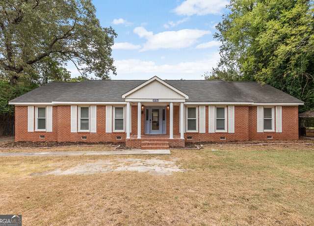 Property at 127 Edna Pl, Warner Robins, GA 31093, 3 beds, 2 baths