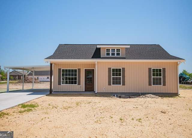 Property at 36 Walton Way, Hazlehurst, GA 31539, 3 beds, 2 baths