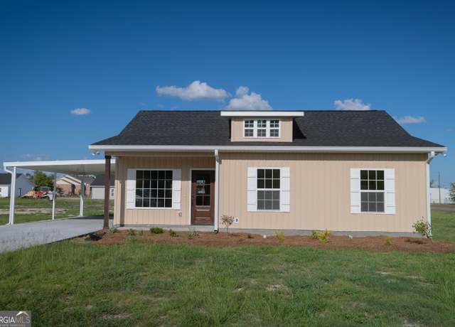Property at 36 Walton Way, Hazlehurst, GA 31539, 3 beds, 2 baths