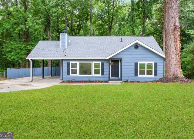 Property at 9025 Huntwood Ln, Riverdale, GA 30274, 4 beds, 2 baths