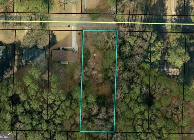 Property at 2826 Hedgewood Dr NW, Atlanta, GA 30311