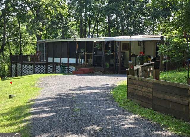 Property at 81 Shrader Ln, Ringgold, GA 30736, 2 beds, 1 bath