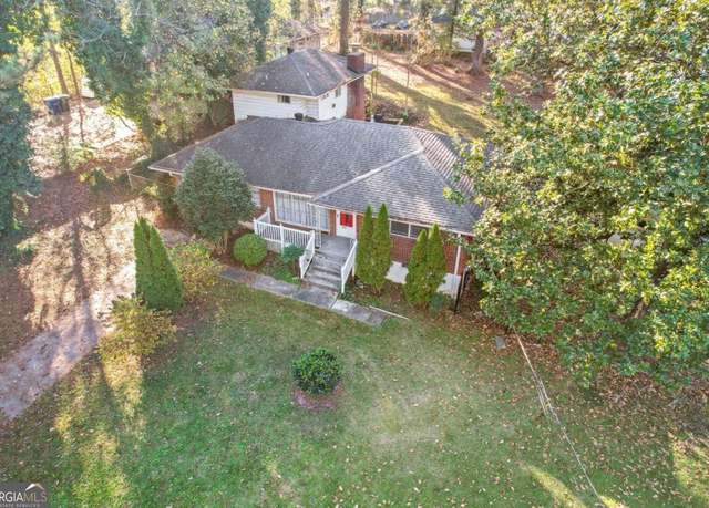 Property at 2081 Dodson Dr SW, Atlanta, GA 30311, 4 beds, 2.5 baths