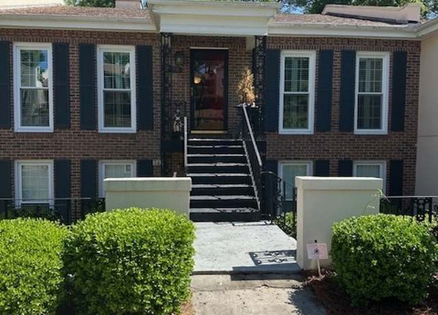 Property at 584 High Point North Rd, Macon, GA 31210, 2 beds, 2 baths