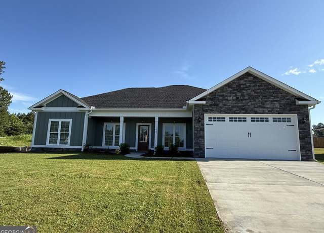 Property at 1045 Berkley Ct, Thomson, GA 30824, 4 beds, 2 baths