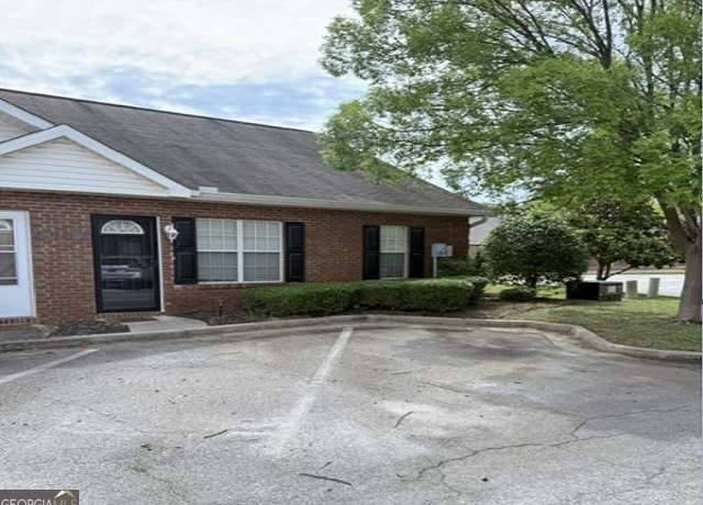 Property at 258 Katelyn Cir, Warner Robins, GA 31088, 2 beds, 2 baths