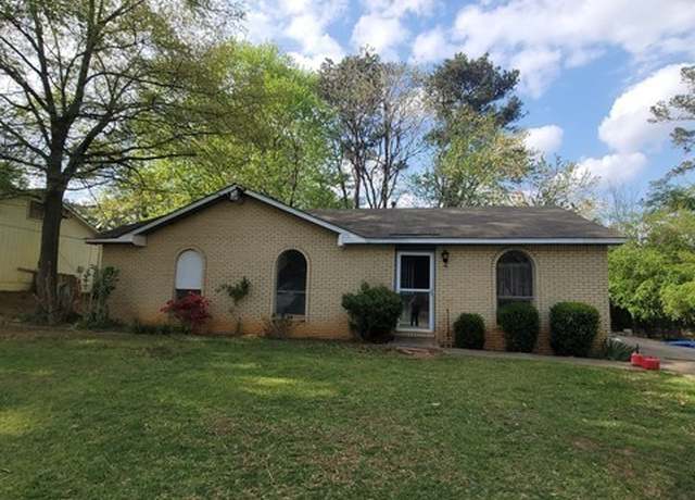 Property at 2884 Haddon Dr, Rex, GA 30273, 3 beds, 1 bath
