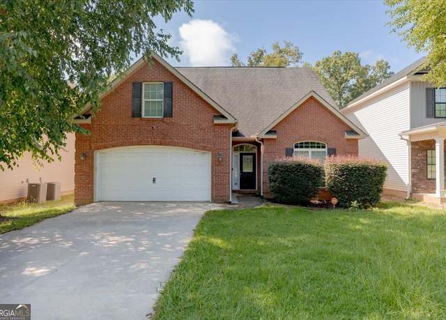 Property at 254 Southland Station Dr, Warner Robins, GA 31088, 4 beds, 2 baths