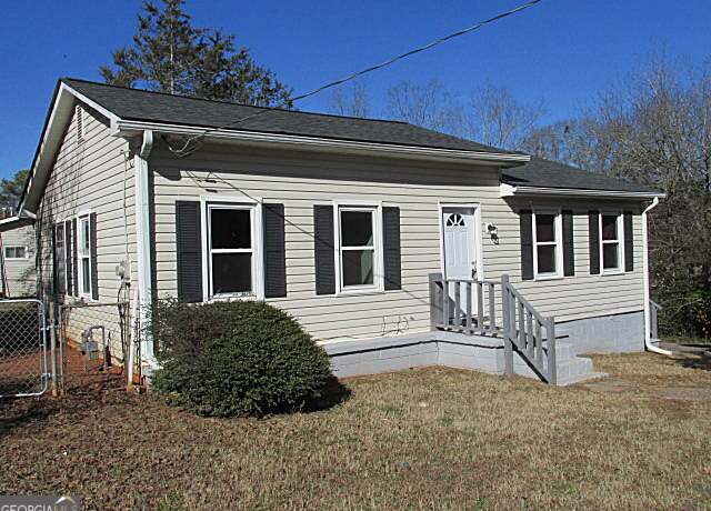 Property at 139 Cecelia Cir, Jonesboro, GA 30236, 3 beds, 1.5 baths