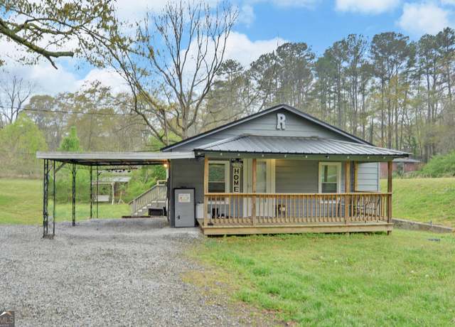 Property at 398 Grove St, Toccoa, GA 30577, 2 beds, 1 bath