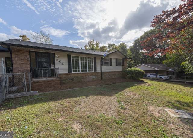 Property at 306 Juniper Rd, Warner Robins, GA 31093, 4 beds, 2 baths