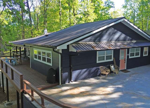 Property at 158 S Port Bass Dr, Fair Play, SC 29643, 5 beds, 3 baths
