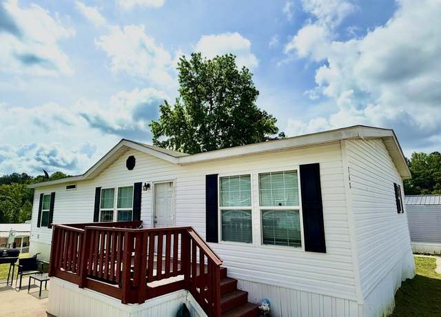 Property at 160 Rampart Ln, Fayetteville, GA 30214, 3 beds, 2 baths