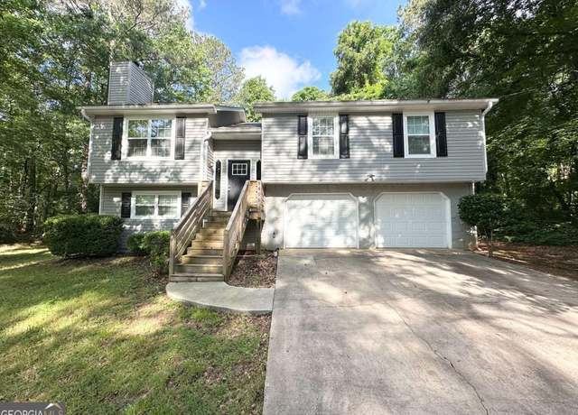 Property at 5405 Lakeside Dr, Union City, GA 30291, 5 beds, 2 baths