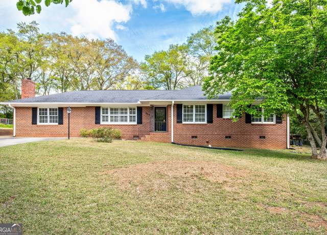 Property at 949 Finley St, Griffin, GA 30224, 3 beds, 2.5 baths