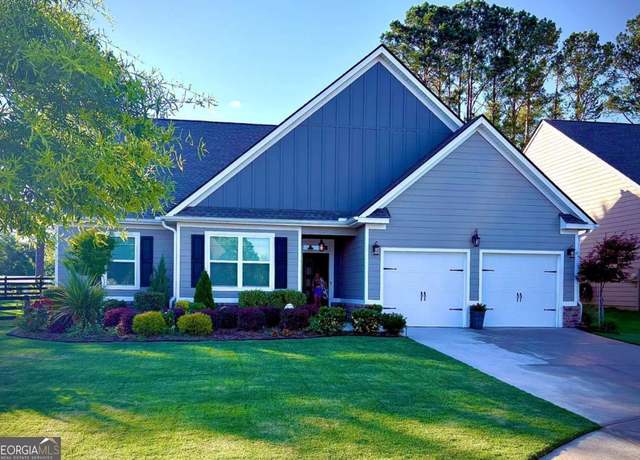 Property at 1041 Creekwood Cir, Madison, GA 30650, 4 beds, 2 baths