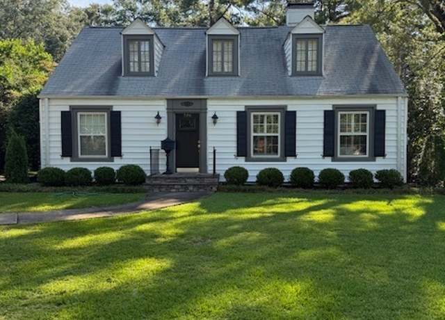 Property at 706 Maple Dr, Griffin, GA 30224, 4 beds, 2.5 baths