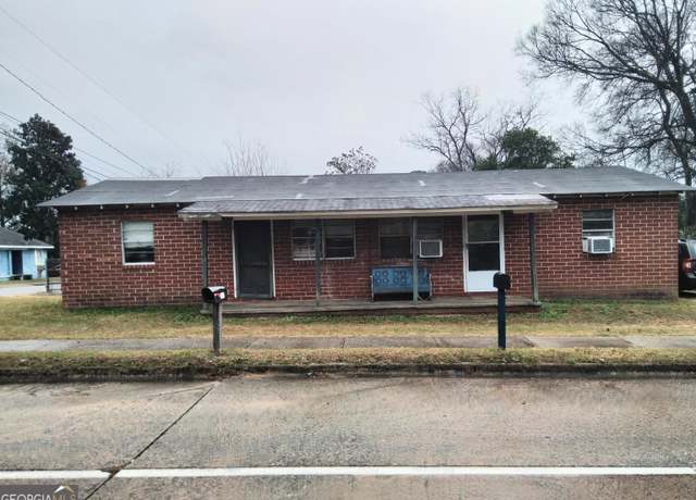 Property at 1156 Anthony Rd, Macon, GA 31204, 4 beds, 2 baths