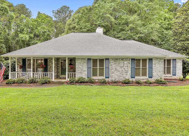 Property at 107 Jennings Yard, Peachtree City, GA 30269, 4 beds, 2 baths