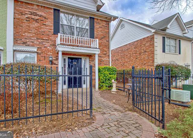 Property at 498 N Jeff Davis Dr, Fayetteville, GA 30214, 2 beds, 2.5 baths