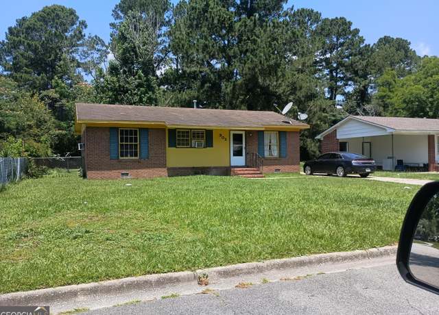 Property at 902 Jamestown Dr, Valdosta, GA 31601, 3 beds, 1 bath