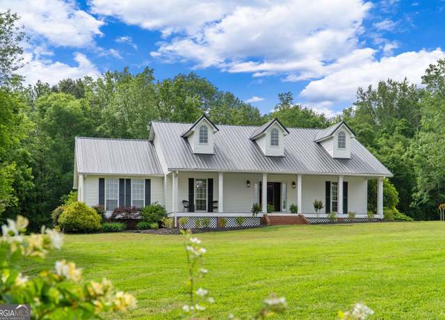 Property at 333 Old Carrollton Rd, Roopville, GA 30170, 3 beds, 2 baths