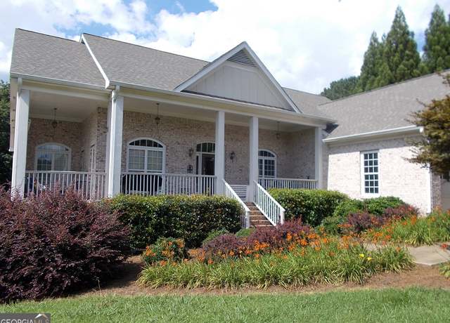 Property at 216 Lake Tanisha Dr, Dallas, GA 30157, 5 beds, 2.5 baths