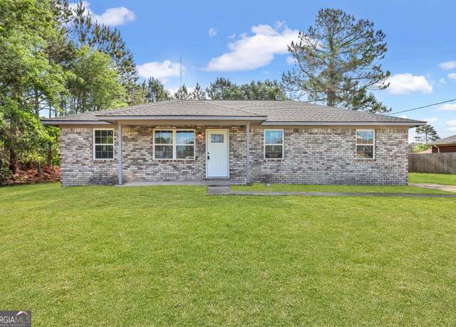 Property at 30 Cypress Cv NE, Ludowici, GA 31316, 4 beds, 2 baths