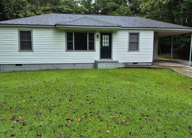 Property at 6006 Blackhawk Trl SE, Mableton, GA 30126, 3 beds, 1 bath