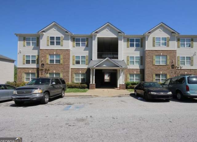 Property at 18101 Waldrop Cv, Decatur, GA 30034