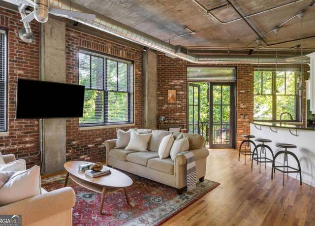 Property at 3235 Roswell Rd NE #505, Atlanta, GA 30305, 2 beds, 2 baths