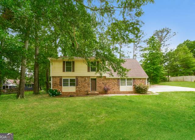 Property at 113 Lisa Ln, Carrollton, GA 30117, 4 beds, 2.5 baths