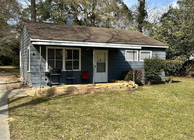 Property at 712 Courtland Ave, Fort Valley, GA 31030, 2 beds, 1 bath