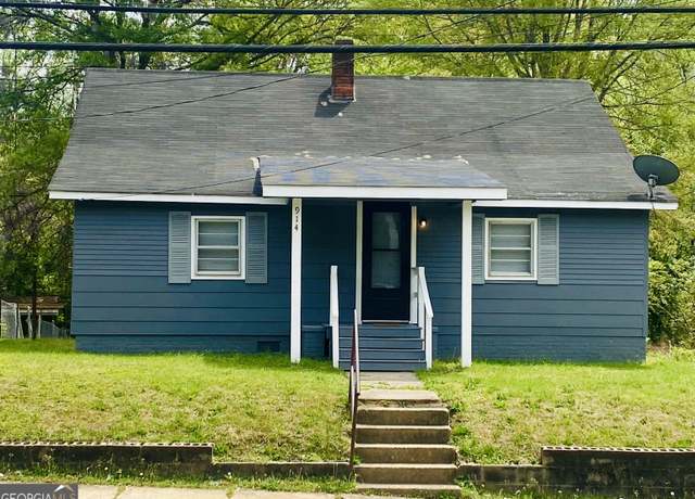 Property at 914 Greenville St, Lagrange, GA 30241, 3 beds, 1 bath
