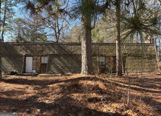 Property at 217 Rustwood Dr, Athens, GA 30606, 4 beds, 2 baths