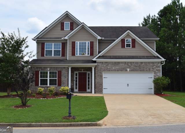 Property at 504 Bryant Lake Blvd, Lagrange, GA 30241, 4 beds, 2.5 baths