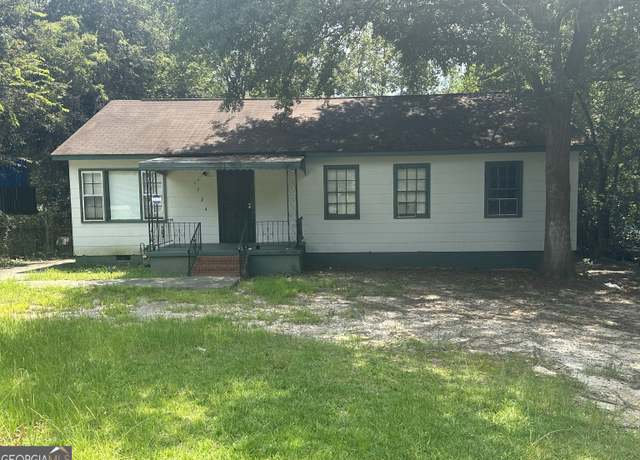 Property at 1334 Dewey St, Macon, GA 31206, 3 beds, 1 bath