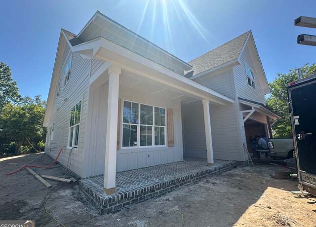 Property at 638 Dellwood Ave, St. Simons, GA 31522, 5 beds, 5.5 baths