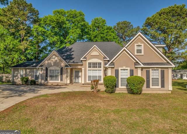 Property at 153 Montrose Dr, Macon, GA 31220, 5 beds, 4 baths