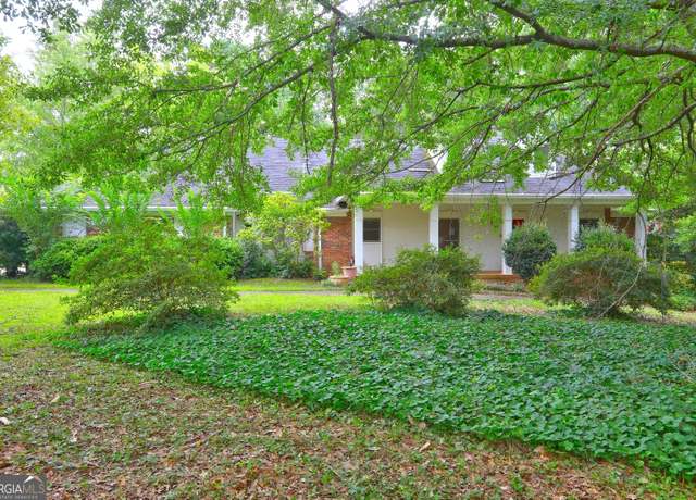 Property at 707 Lexington Ave, Jonesboro, GA 30236, 4 beds, 4 baths