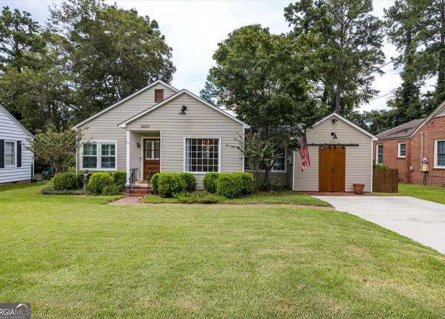 Property at 2423 Carlton Way, Macon, GA 31204, 2 beds, 2 baths