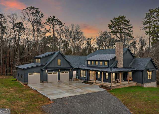 Property at 185 Starr Hawk Ln, Chickamauga, GA 30707, 4 beds, 3.5 baths